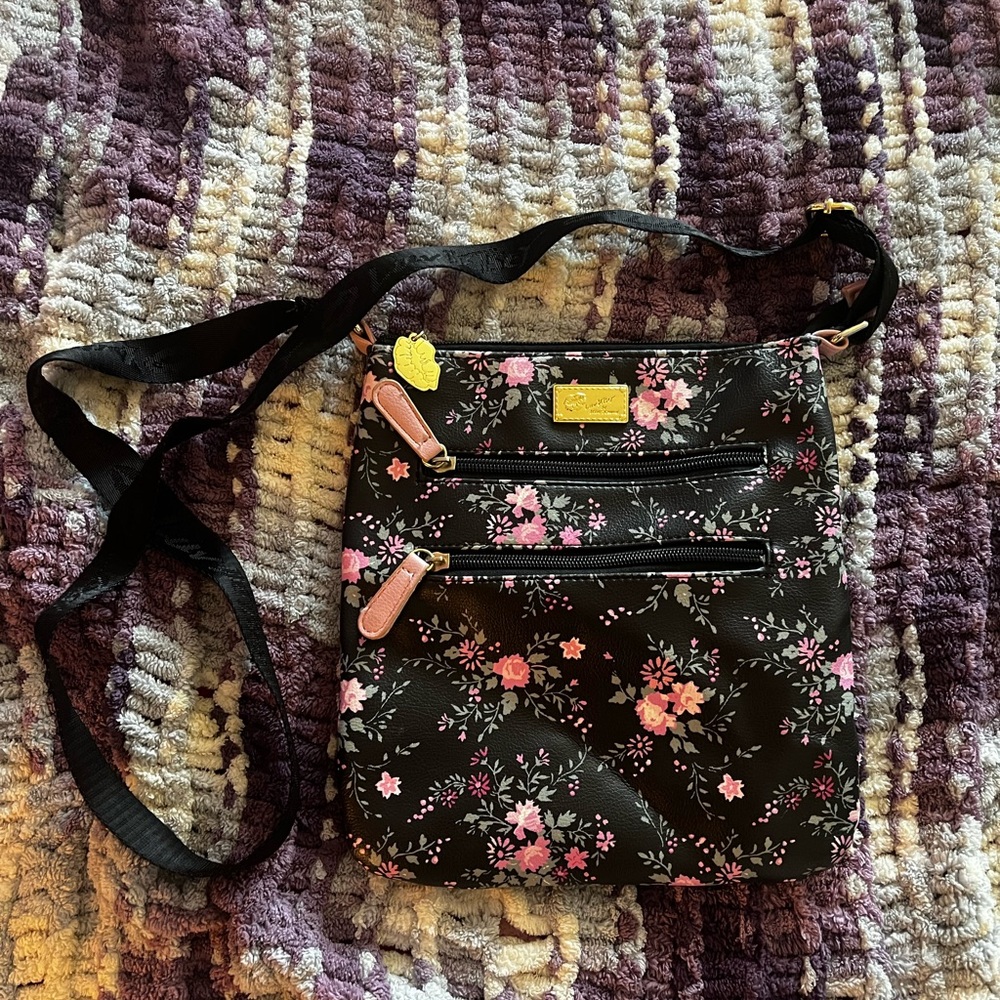 Betsy johnson -Floral Black Crossbody Bag